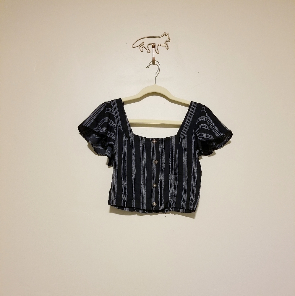 Flared Sleeves Cropped Top